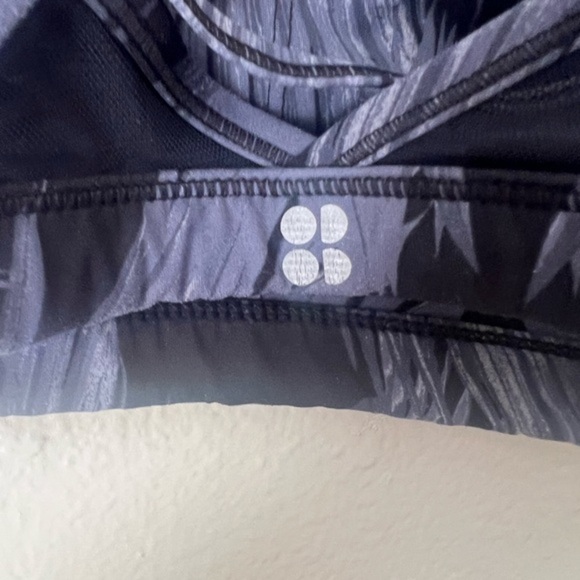 SWEATY BETTY Celestial Yoga Crop Top‎ - Picture 6 of 6